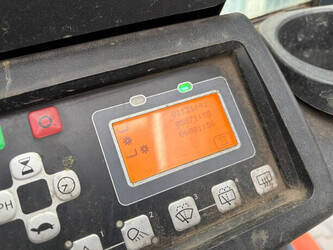 2017-toyota-8fbm20t-1429720-45862032