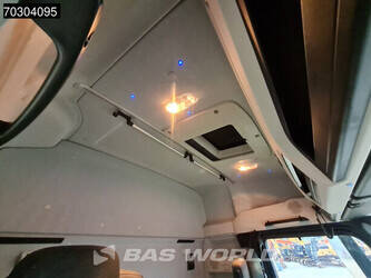 2016-mercedes-benz-arocs-3351-45862044