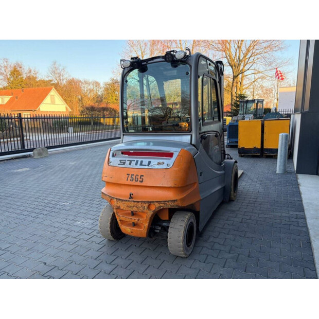 2018 Still RX 60-40-45862080