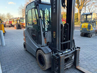 2018-still-rx-60-40-45862082