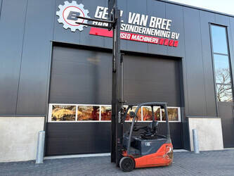 2015-toyota-8fbet16-1429724-45862104