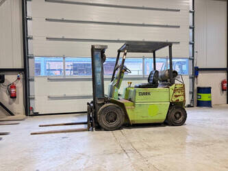 Image for LIFTS Clark GPM 25 N