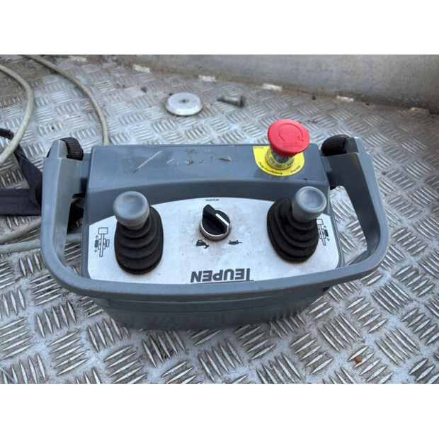 2006 TEUPEN LEO 23 GT-45862162