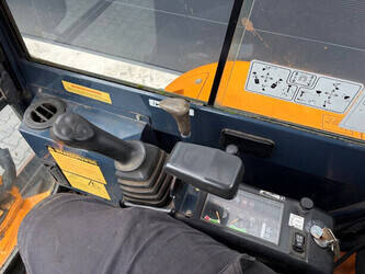 2007-hanix-h36cr-1429733-45862247