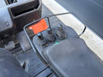 2005-toyota-7fbmf25-1429737-45862306