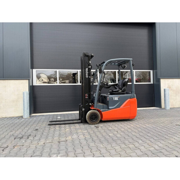 2017 Toyota 8FBE16-45862340