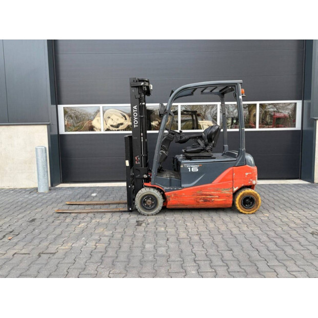 2017 Toyota 8FBM16T-45862358