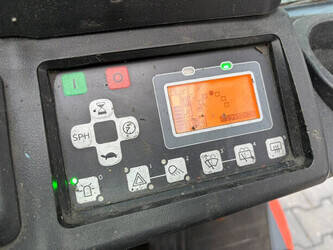 2017-toyota-8fbm16t-1429742-45862373