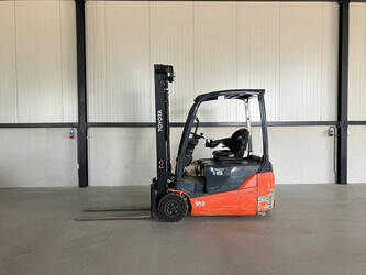 2017-toyota-8fbe16t-1429745-45862407