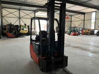 2017-toyota-8fbe16t-1429745-45862411