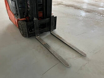 2017-toyota-8fbe16t-1429745-45862412