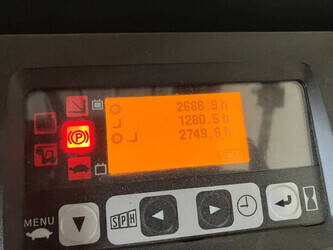 2014-toyota-8fbekt16-1429746-45862432