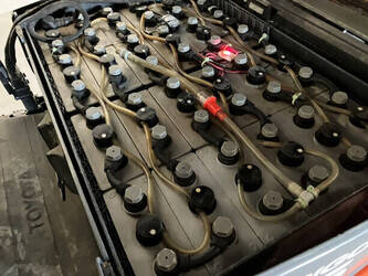 2015-toyota-8fbet15-1429747-45862446