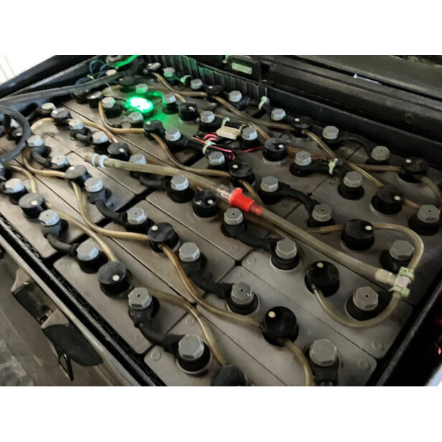 2015 تويوتا 8FBET15-45862447