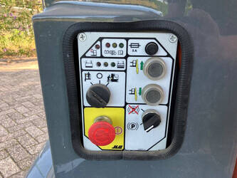 2015-jlg-toucan-duo-1429755-45862580