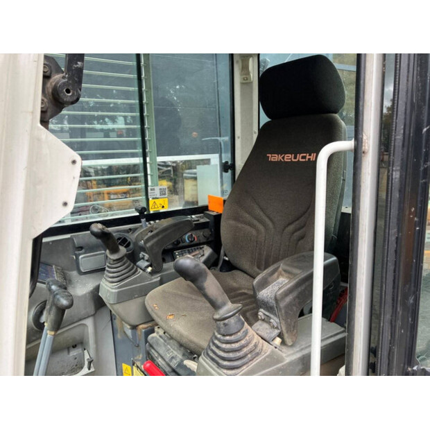 2018 TAKEUCHI TB280FR-45862620