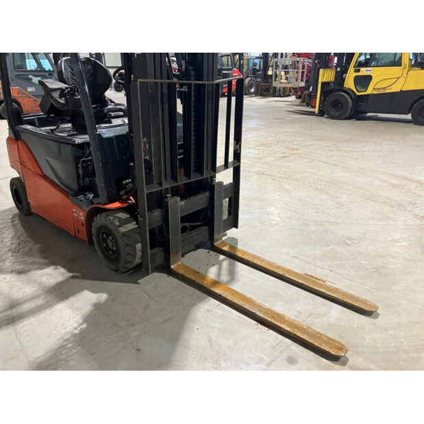 2017 Toyota 8FBM16T-45862646