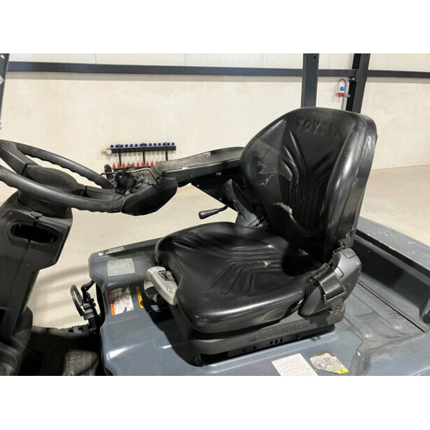 2017 Toyota 8FBM16T-45862649