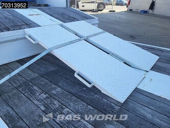 2004-nooteboom-osd-48-03-1429765-45862745