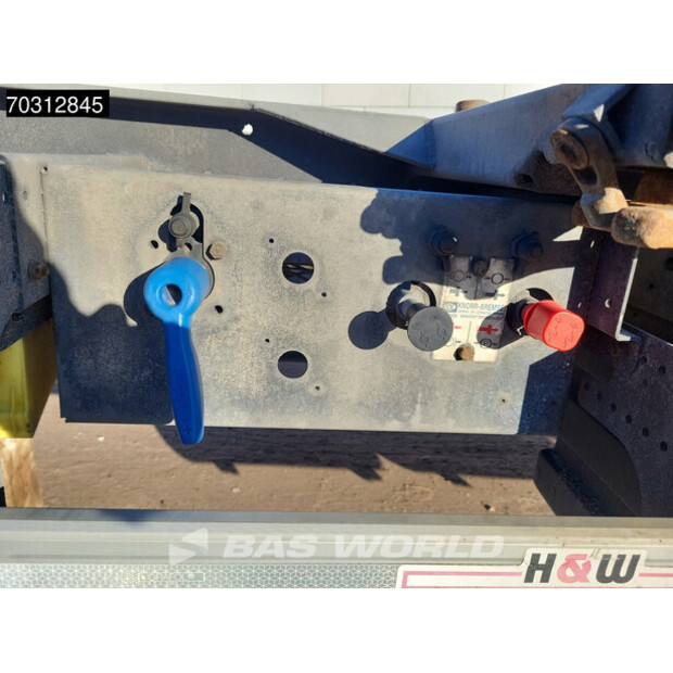 2021 Hw HWZCB 1878-45862802