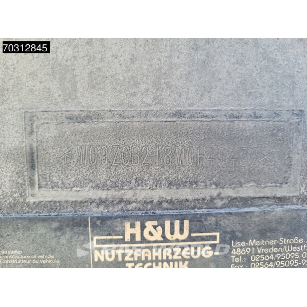 2021 Hw HWZCB 1878-45862838