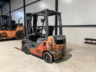 2011-toyota-02-8fdf18-1429770-45862842