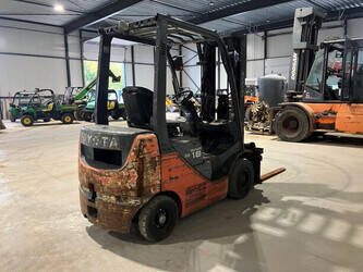 2011-toyota-02-8fdf18-1429770-45862844