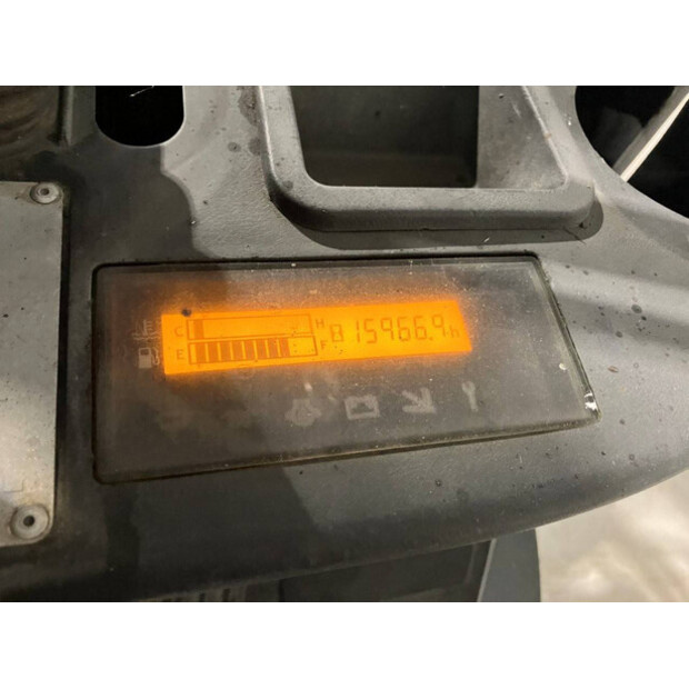 2011 تويوتا 02-8FDF18-45862850