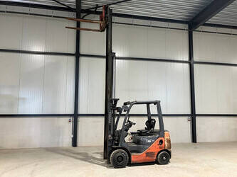 2011-toyota-02-8fdf18-1429770-45862853