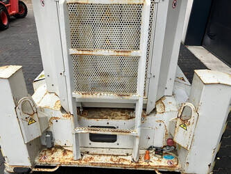 2008-pb-s151-16es-1429772-45862907