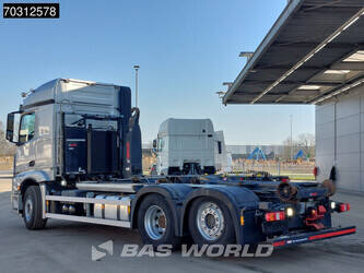 2015-mercedes-benz-actros-2843-45862938