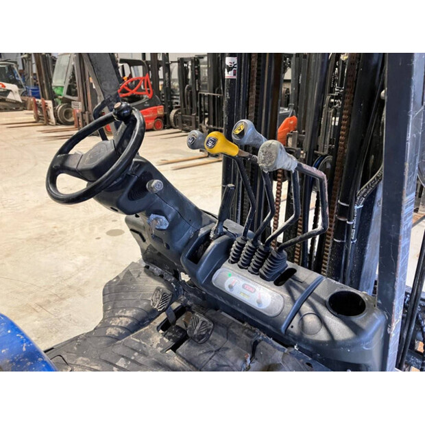 2011 TCM FHD15T3-45863096