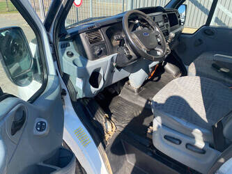 2012-ford-transit-1429795-45863472