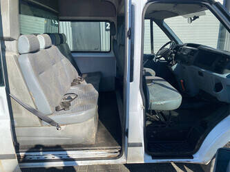2012-ford-transit-1429795-45863487