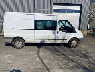 2012-ford-transit-1429795-45863490