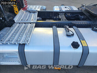 2020-mercedes-benz-actros-1845-1429805-45863856