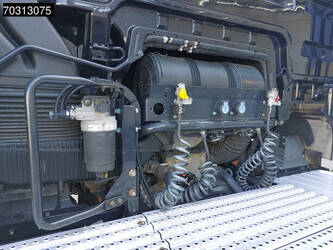 2020-man-tgx-18-580-1429808-45863965