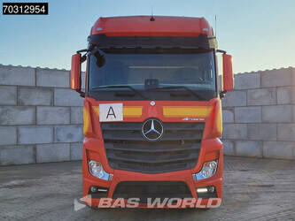 2016-mercedes-benz-actros-1943-1429814-45864185