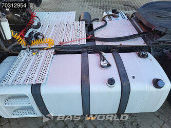 2016-mercedes-benz-actros-1943-1429814-45864194