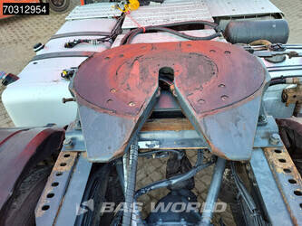 2016-mercedes-benz-actros-1943-1429814-45864196