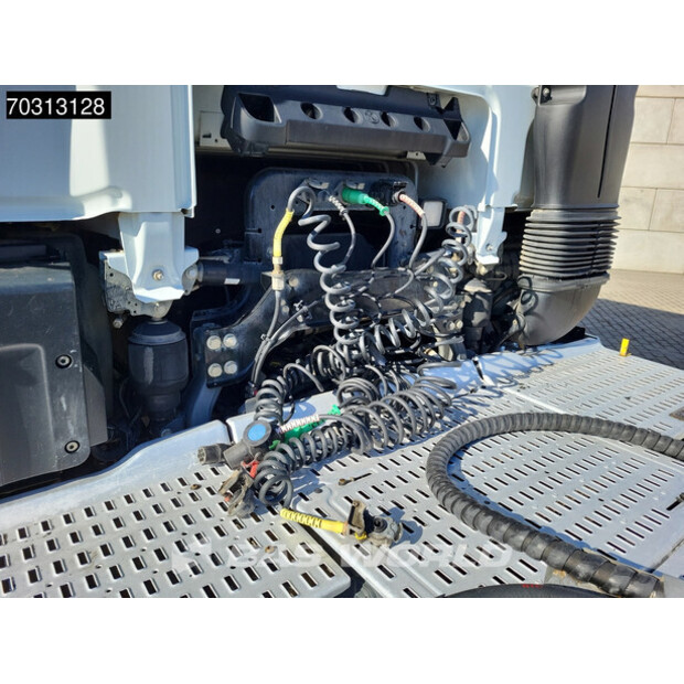 2018 داف XF 530-45864232