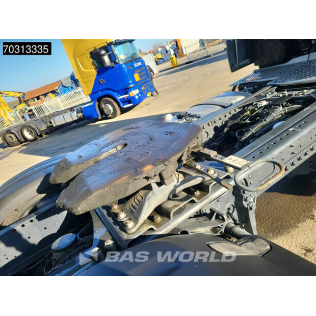 2021 داف XF 480-45864271