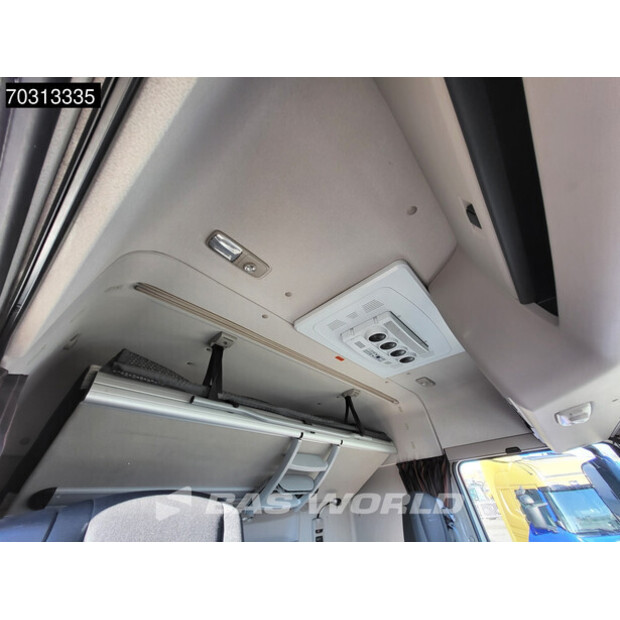 2021 داف XF 480-45864282