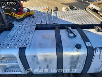 2017-mercedes-benz-actros-1943-1429826-45864639