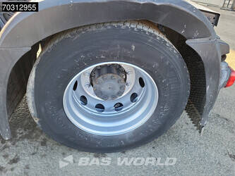 2017-mercedes-benz-actros-1943-1429826-45864643