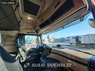 2017-mercedes-benz-actros-1943-1429826-45864654