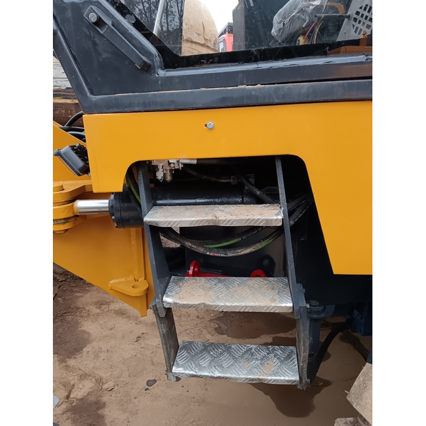 2023 اكس سي ام جي GR1803-45864688