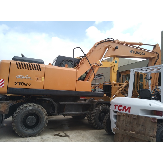 2021 هيونداي ROBEX 210-7-45864740