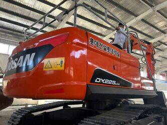 2024-doosan-dx225lca-1429832-45864757