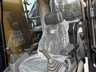 2024-caterpillar-323dl-1429846-45864774